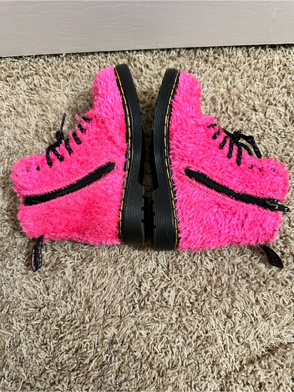 DR. MARTENS 1460 Pascal J Tinsel Fur Boots Kid's Size 10 Clash Pink - Picture 8 of 8